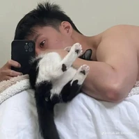 con luoiii😶‍🌫️