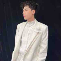 Quang hùng 