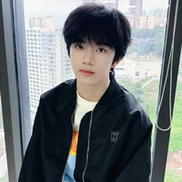 Trương Hàm Thụy (t)