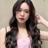 June Wanwimol