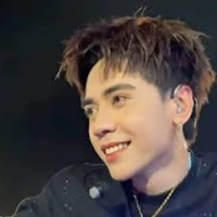 Hùng