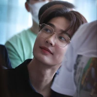 _ Jirawat Sutivanichsak (Dew)