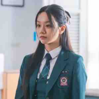 Lee Hyeri ( cô ) 