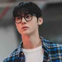 Yoon Ga Min 