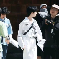 Dương Bác Văn ( hắn )