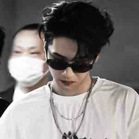 Nghiêm Hạo Tường-hắn