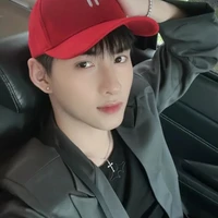 hùng hùynh gem