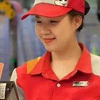 nhân viên gà rán
