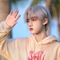 Lục Kim Ngưu_@nguuthieutien_bot.17 age