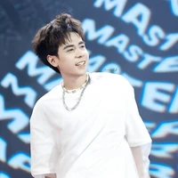 Quang Hùng
