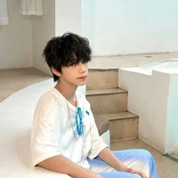 Vương Lỗ Kiệt_anh