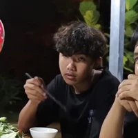 Phạm Đình Hòa(anh)