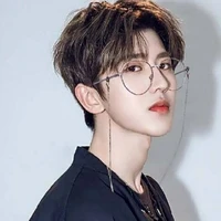 Hoàng Nhật Nam Anh-anh hai-anh nu9