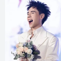 Quang hùng (phone)