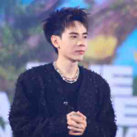 Lê Quang Hùng 