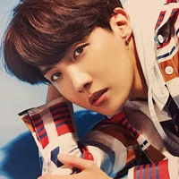 Thiên Phong ( Hoseok ) 