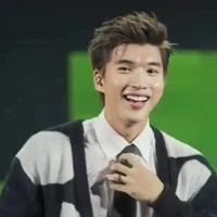 Trần Minh Hiếu (HIEUTHUHAI) 