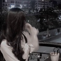 Hạ Vân Thư 