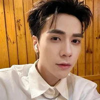 QUANG HÙNG