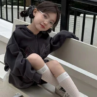 Lục Đan Hy ( Winnie )