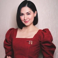 Bà Meal (mẹ Junior)