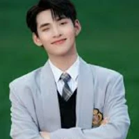 Hùng Huỳnh