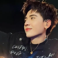 Lê Quang Hùng(Quang Hùng materD)