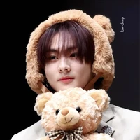 Jungwon(Em)