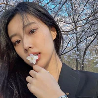 Kang Hyewon