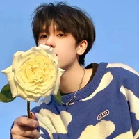 Hoàng Gia Bảo (na9)