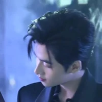 Hùng Huỳnh