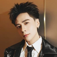 Quang Hùng