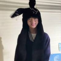 Trương Hàm Thụy -(Em)
