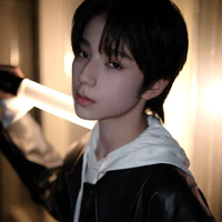 Vương Lỗ Kiệt -(Hắn)