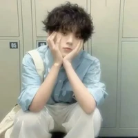 𝑻𝒂̉ 𝑯𝒂̀𝒏𝒈