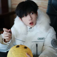 dương bác văn. anh ta
