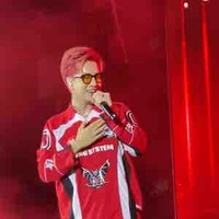 Hoàng Kim Long_Lou Hoàng