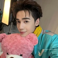 quang hùng