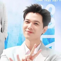Nguyễn Anh Tú (gvcn 12a9)
