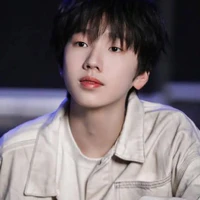 Nhiếp Vĩ Thần