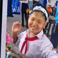 Bé ế ho