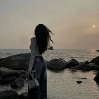 em gái Rhy(hạ)