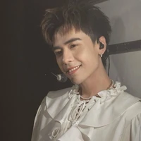 Quang Hùng