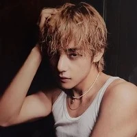 Kim taehuyng * V*