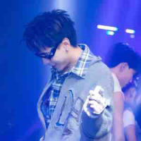 Quang Hùng 