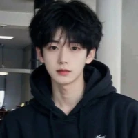 Nhã Ly ( Cậu )