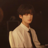 Uông Tuấn Hy_X