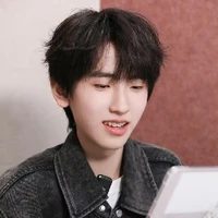 Tả Kì Hàm_em
