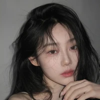 Hạ Cẩm Ninh( Selena)