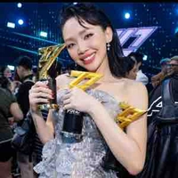 Nguyễn Khoa Tóc Tiên